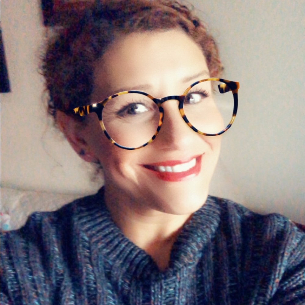 Meet your Posher, Sylvia
